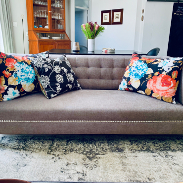 Couch02