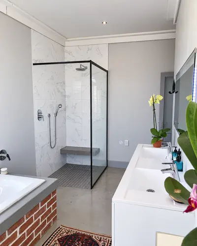Bathroom — The Great Indoors portfolio photograph 6